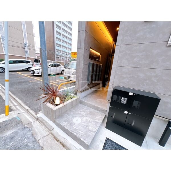 17/26 エントランス