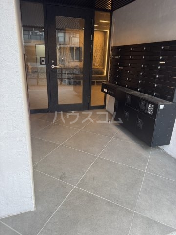 2/3 エントランス