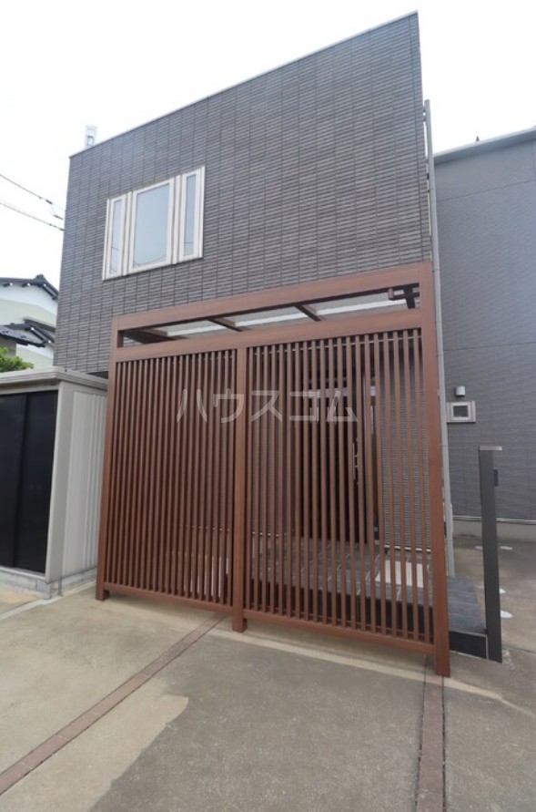 2/6 エントランス