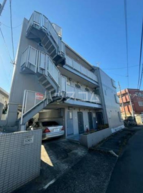 3/10 エントランス