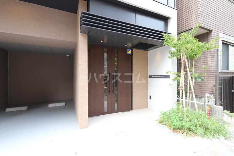 16/26 エントランス