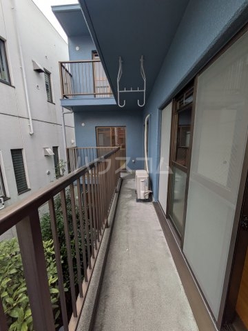 19/28 バルコニー