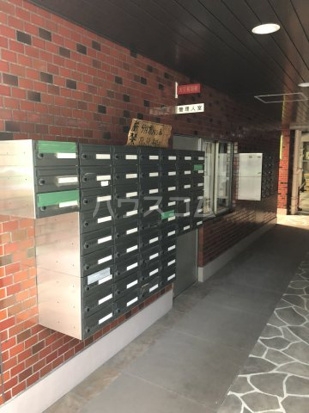 17/26 エントランス