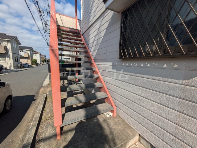 22/30 エントランス