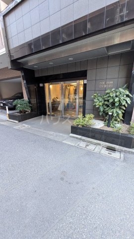 25/29 エントランス