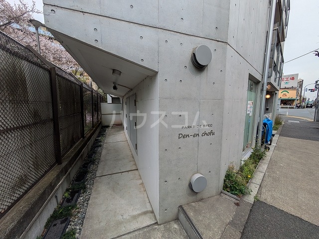 3/6 エントランス