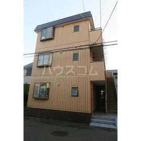 14/23 エントランス