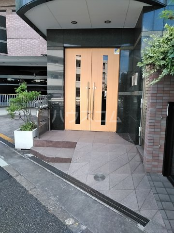 22/30 エントランス