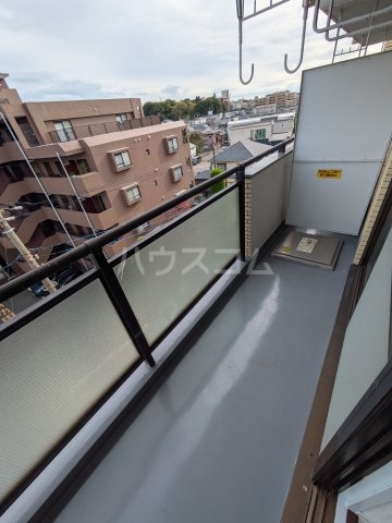 19/30 バルコニー