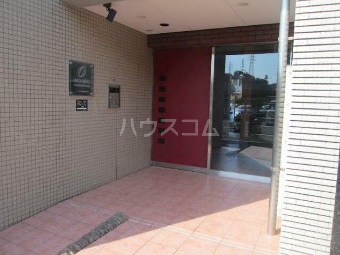 19/20 エントランス