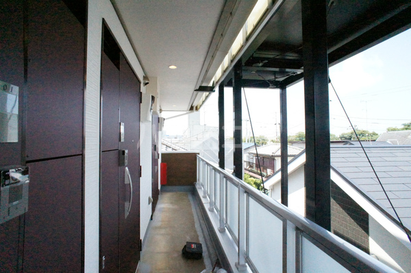 22/30 エントランス