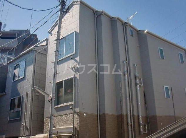 15/21 エントランス