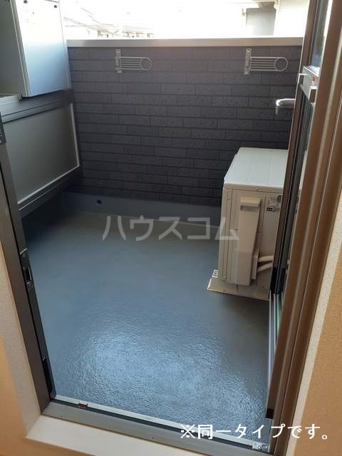 13/20 バルコニー