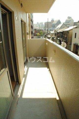 19/30 バルコニー