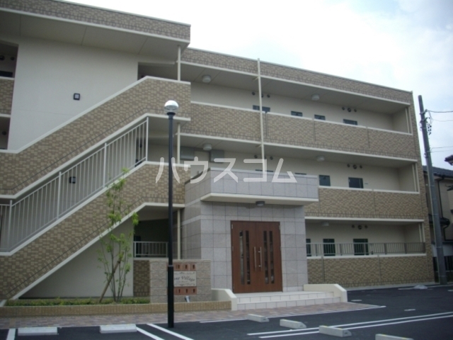 20/28 エントランス