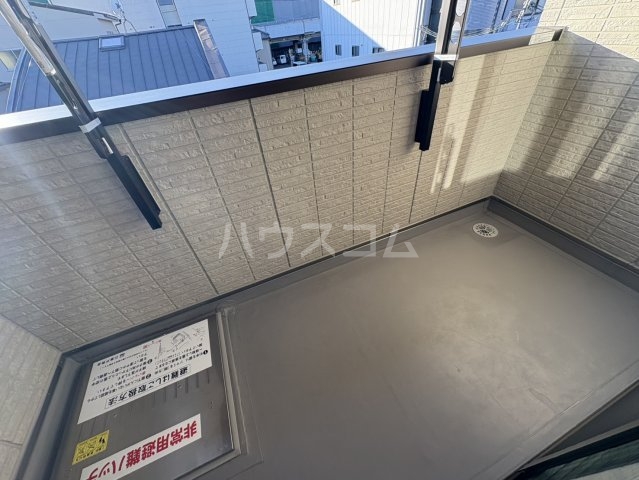 18/29 バルコニー