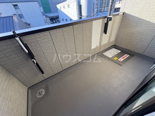 21/30 バルコニー