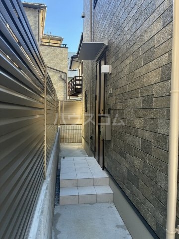 29/30 エントランス