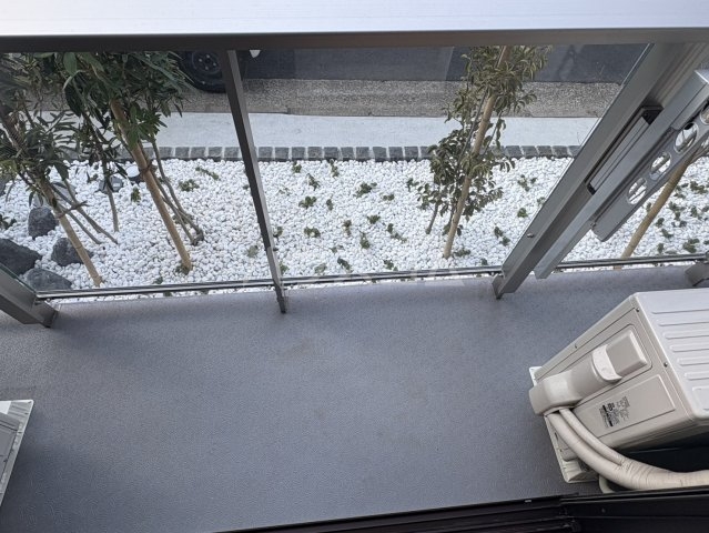 21/27 バルコニー