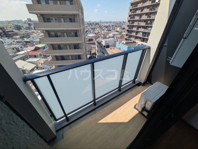 21/30 バルコニー