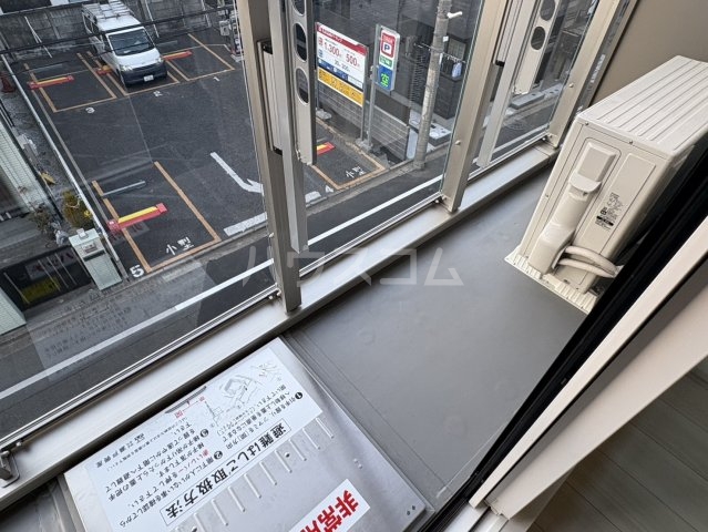 21/27 バルコニー