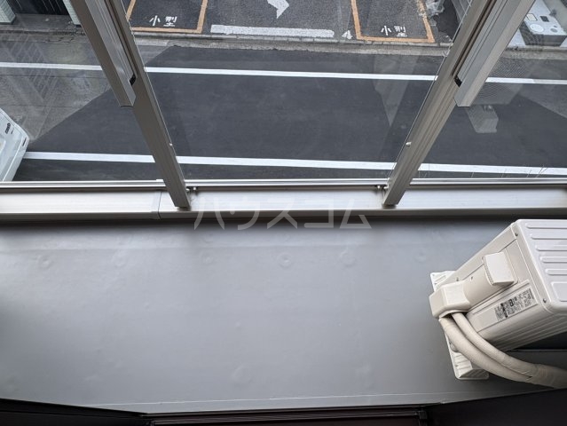 20/27 バルコニー