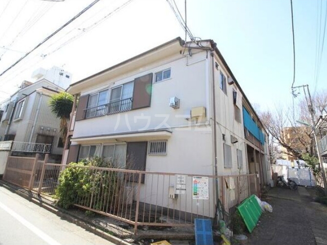 13/19 エントランス