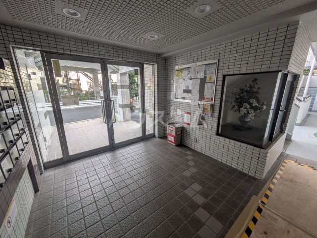 29/30 エントランス