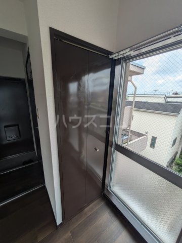 18/30 バルコニー