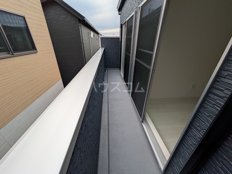 21/30 バルコニー