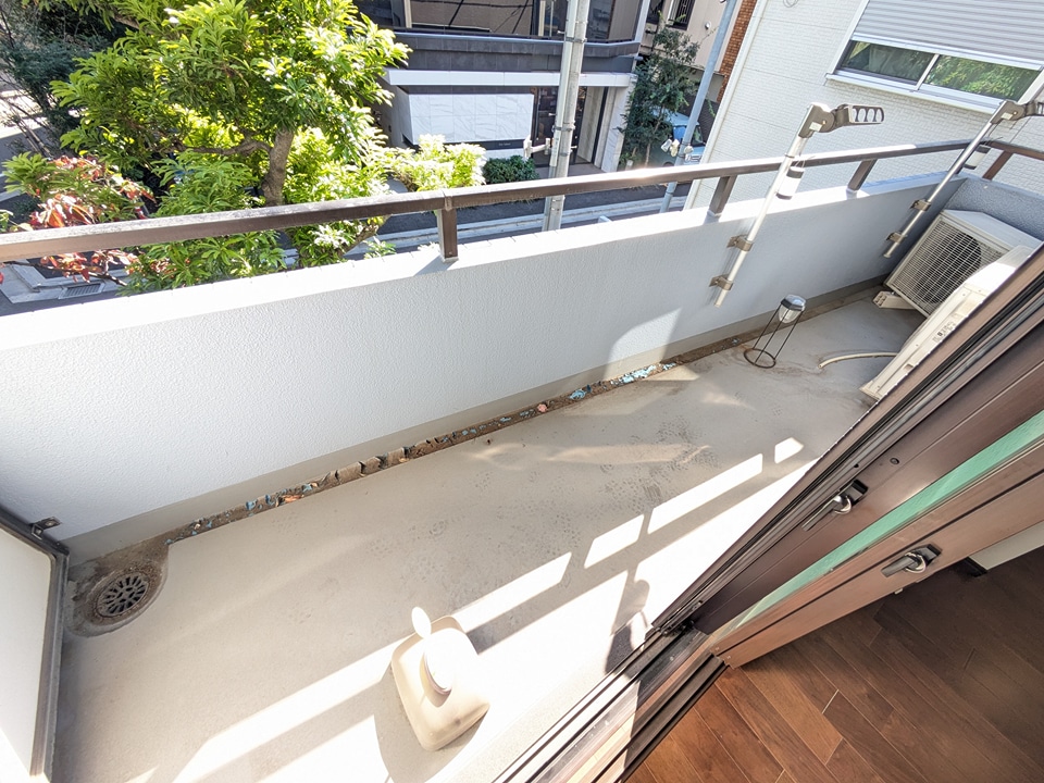 20/30 バルコニー