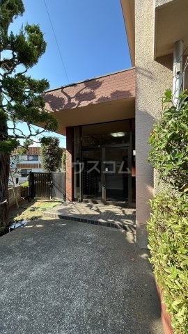 17/18 エントランス