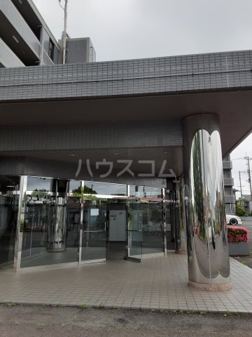 25/30 エントランス