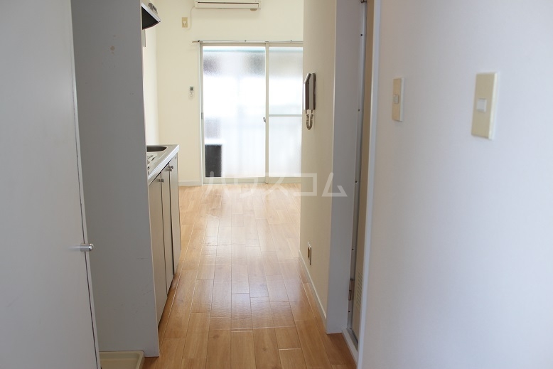 16/26 エントランス