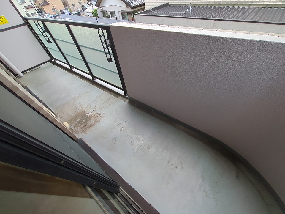 19/30 バルコニー