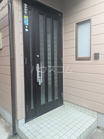 28/30 エントランス