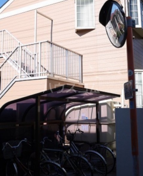 14/25 エントランス