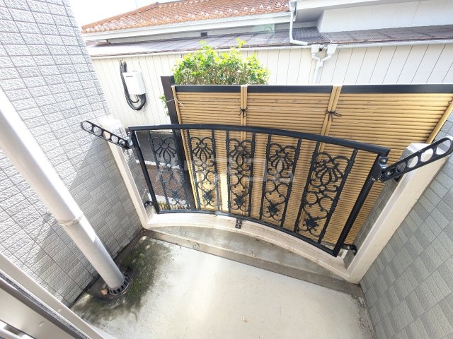 14/23 バルコニー