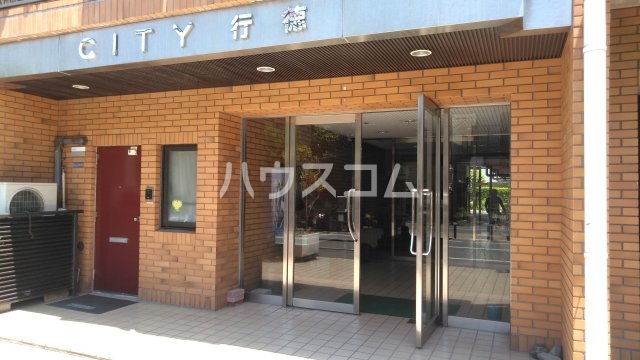 2/8 エントランス