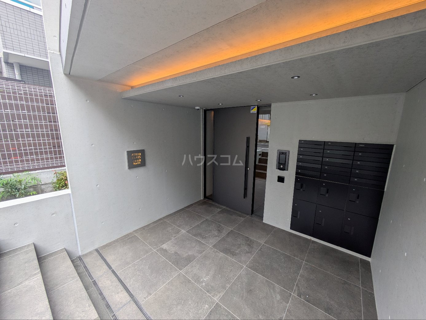 20/28 エントランス