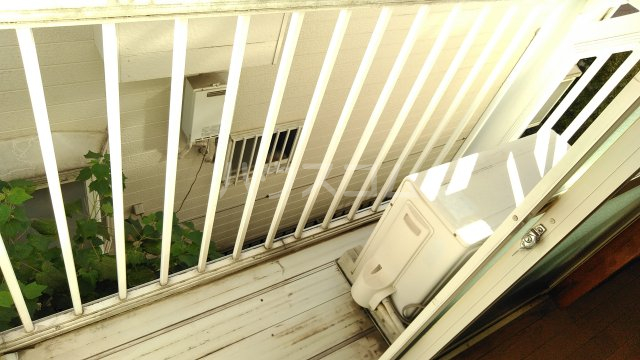 20/27 バルコニー