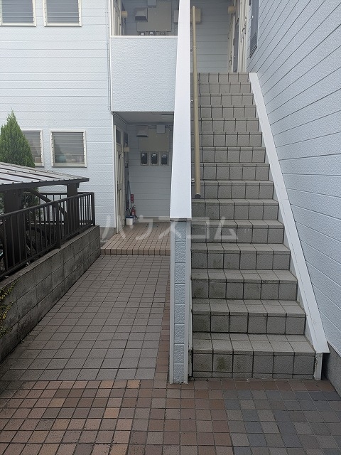 20/25 エントランス