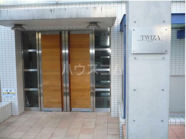 15/25 エントランス