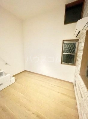 15/19 エントランス