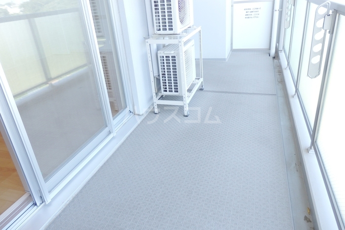 13/29 バルコニー