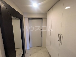 13/30 玄関