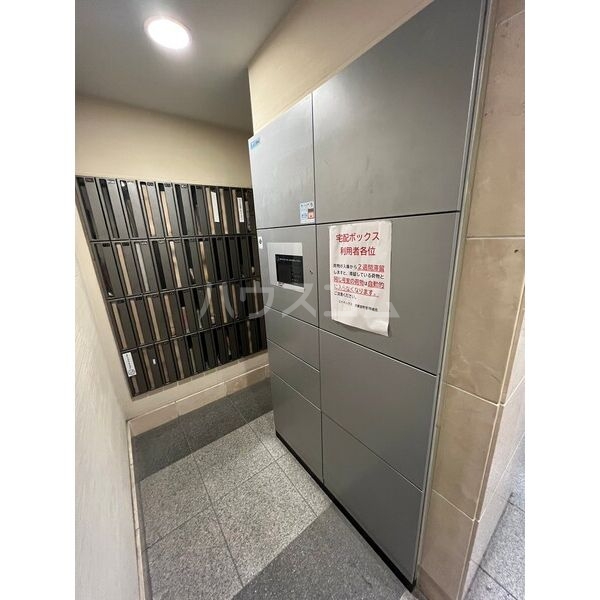 15/25 エントランス