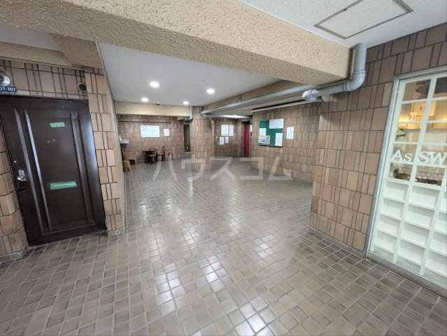 2/10 エントランス