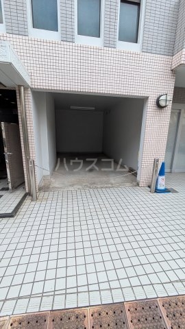 19/22 エントランス