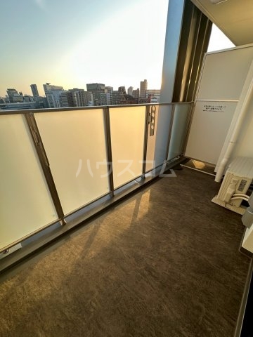 19/30 バルコニー